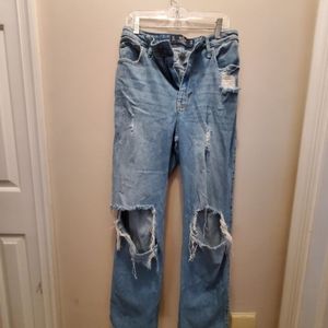 Hollister high rise medium wash ripped blue jeans